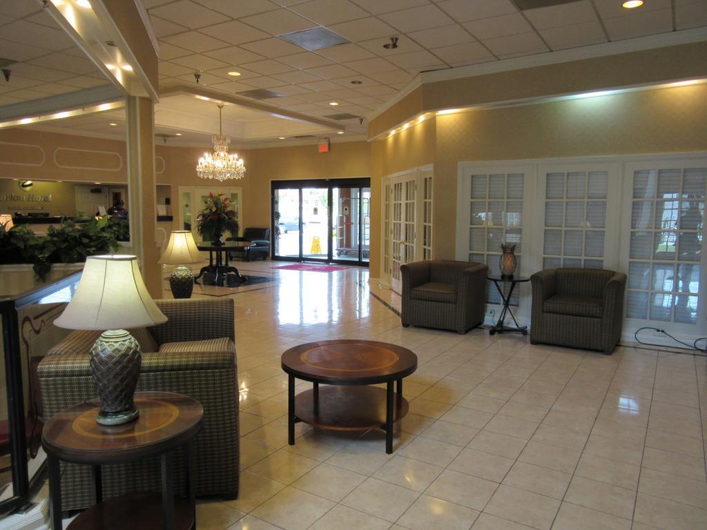 Clarion Suites Augusta Exterior photo