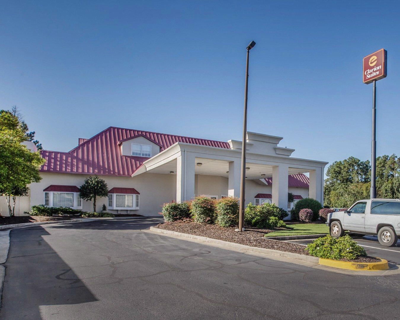 Clarion Suites Augusta Exterior photo